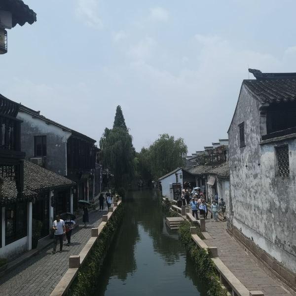 宝宝爱吃手指头要不要纠正呢？游戏画面